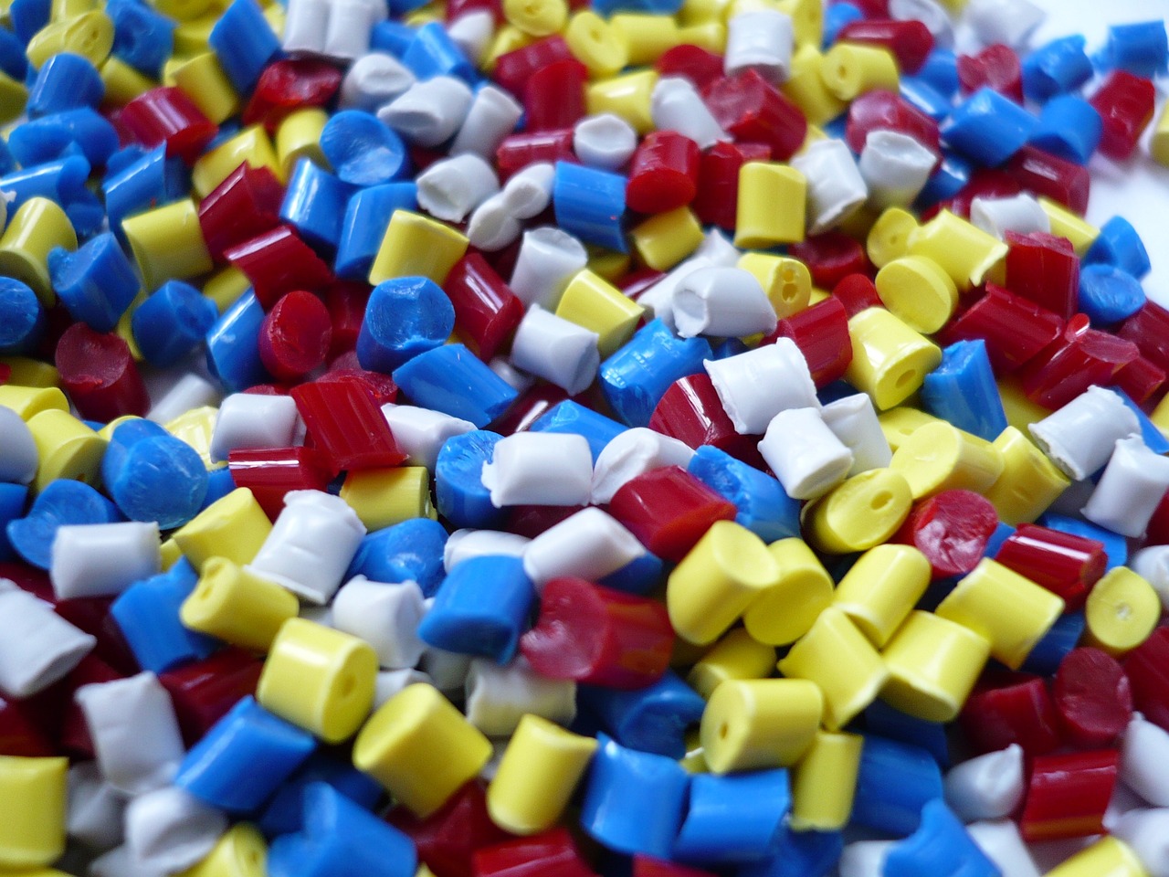 plastic, polymer, granules-1061731.jpg